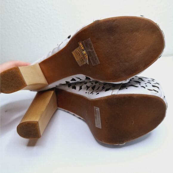 Jeffrey Campbell X UO Lita Boots Daisy Floral Cut Out 6.5 Platform Festival Boho - Picture 10 of 13